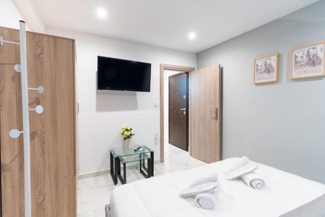 Aiolos Plateia Apartment Nea Smyrni Атина Екстериор снимка