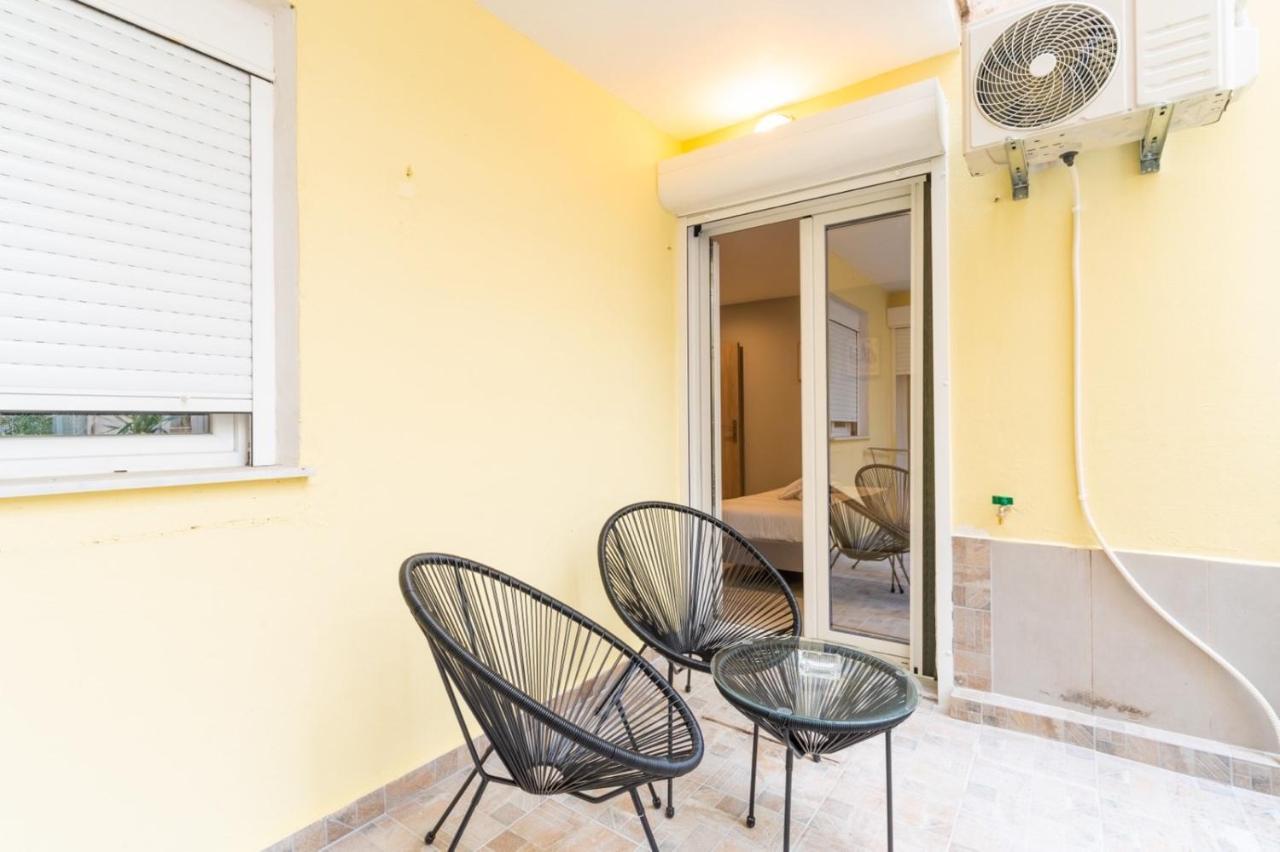 Aiolos Plateia Apartment Nea Smyrni Атина Екстериор снимка